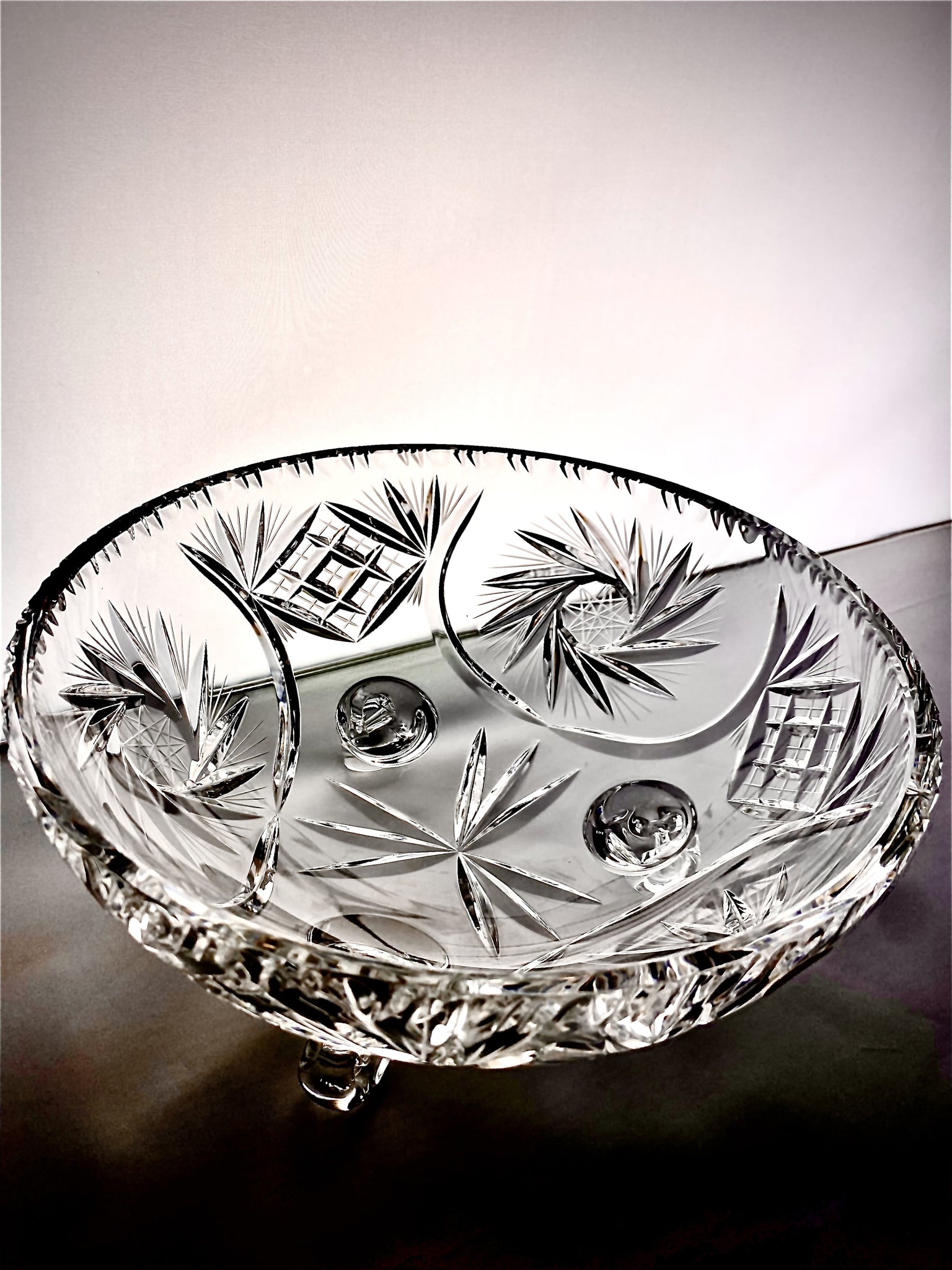 Berlin Three-Footed Bowl 7 inch