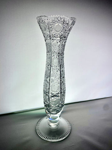 Strauss Bud Vase 11 inch