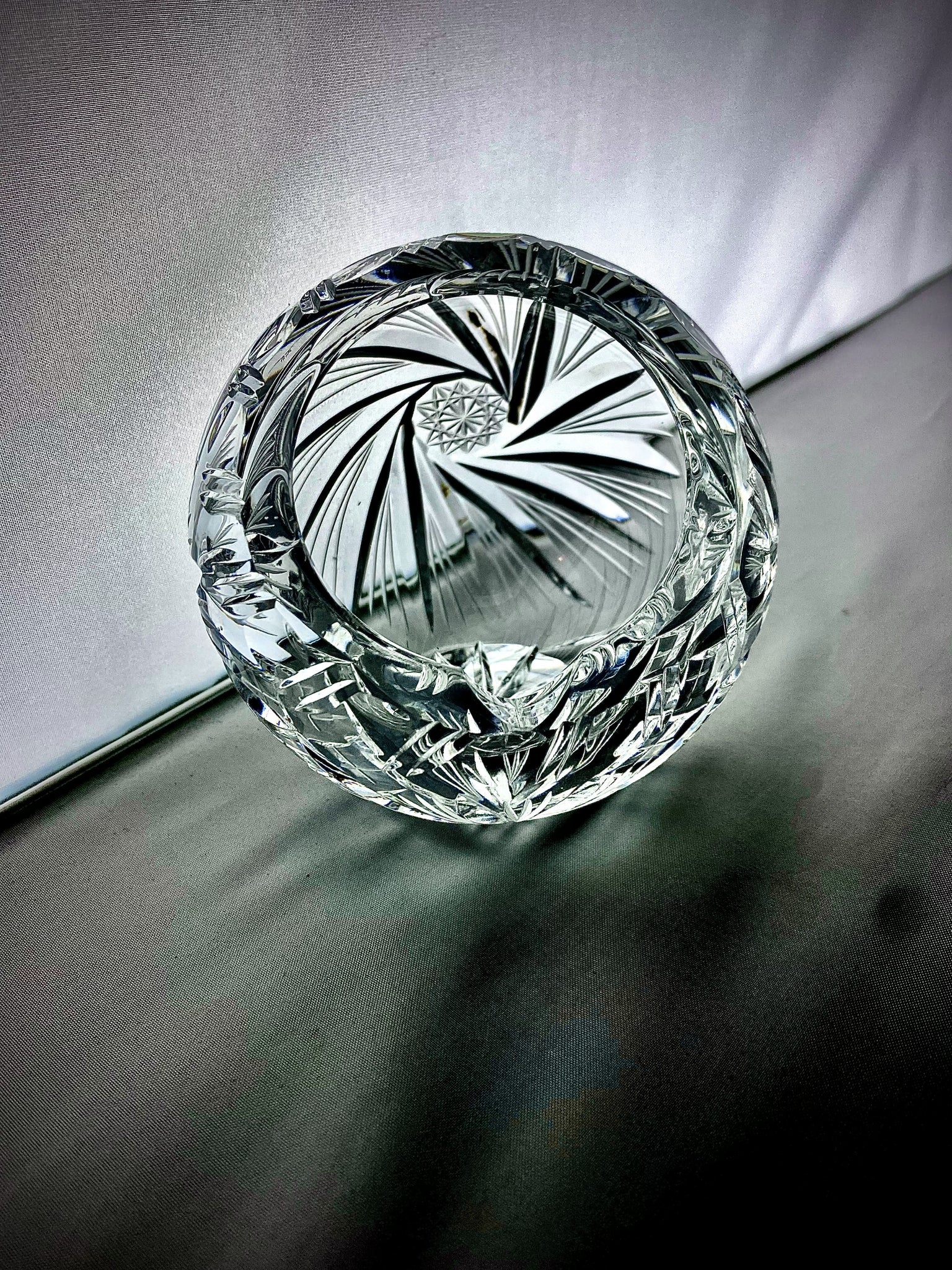 Berlin Hurricane Ball Ashtray